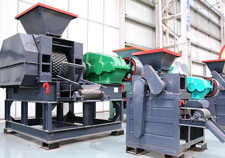 Coal briquetting machine