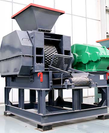 Coal briquetting machine