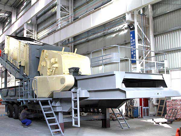 Mobile crusher plant